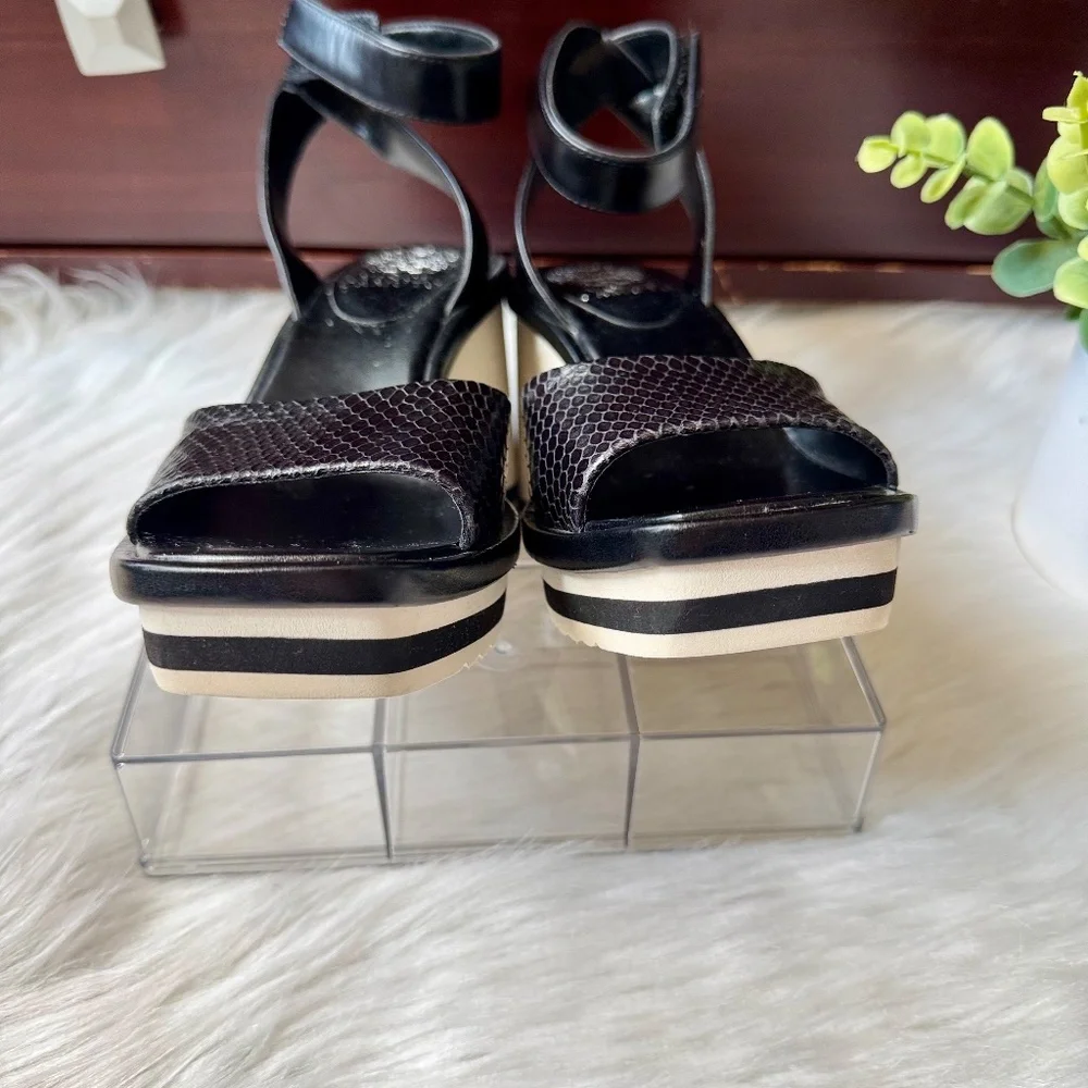 Vince Camuto vince camuto